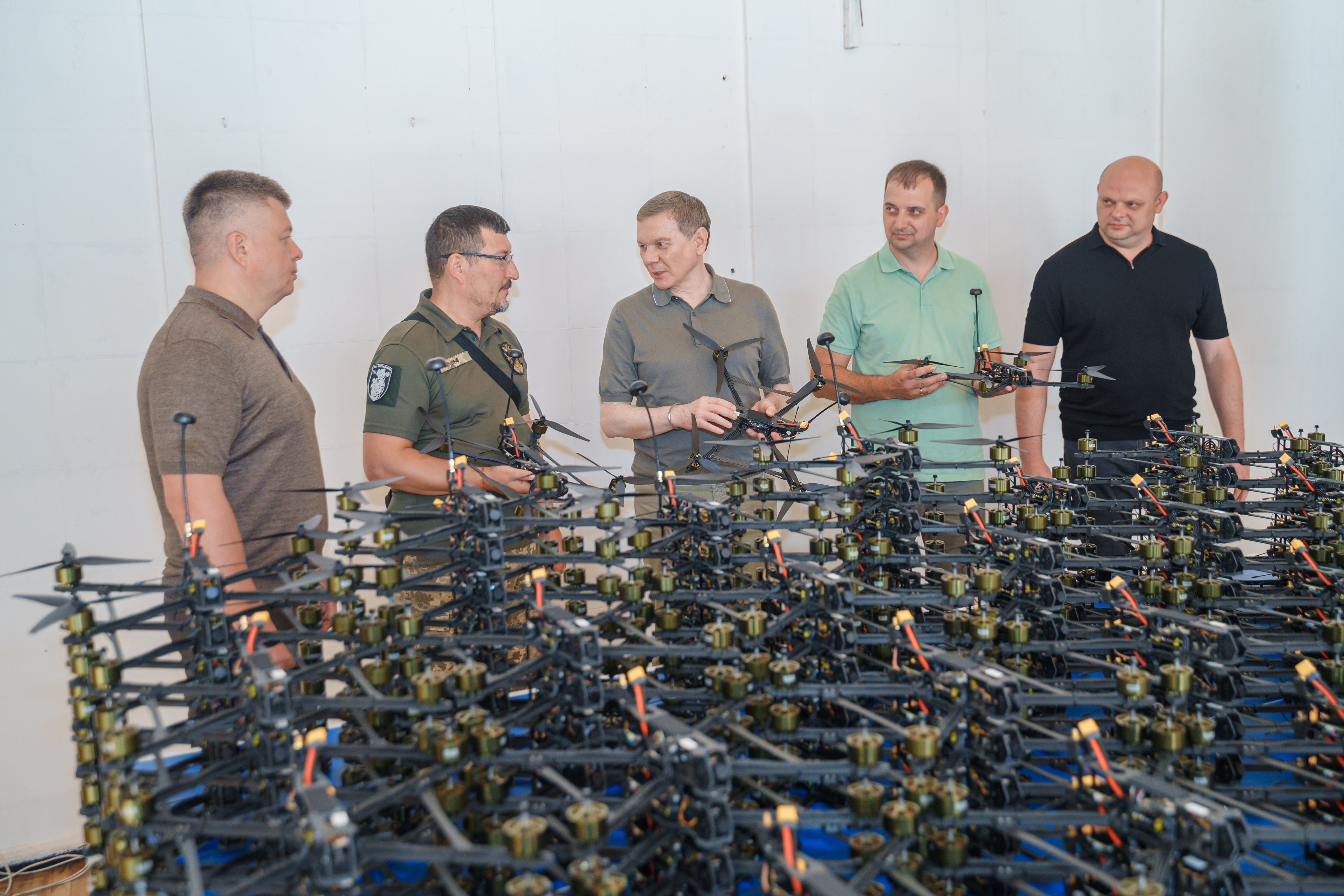 300 FPV- дронів отримала 59-та штурмова бригада від Вінницької міської ради в межах роботи Міжрегіонального координаційного гуманітарного штабу